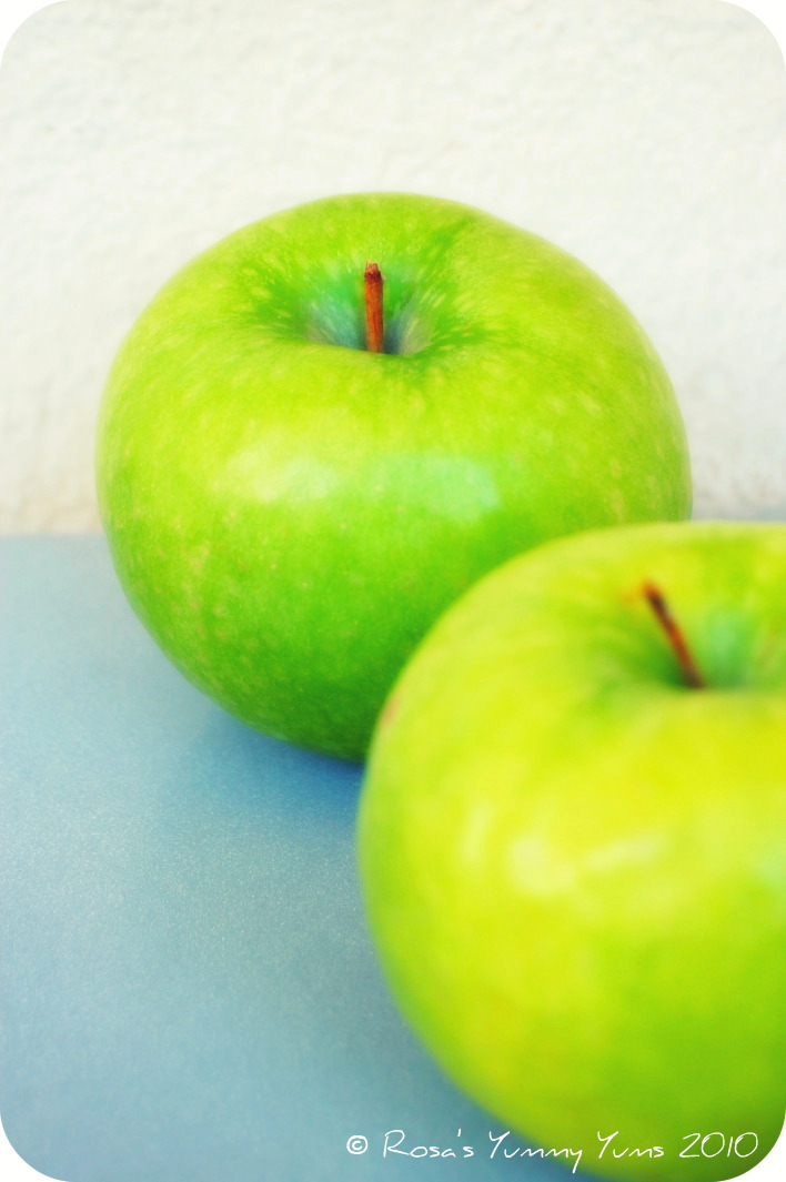 [Apple+2.1.jpg]