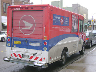 canada post step van