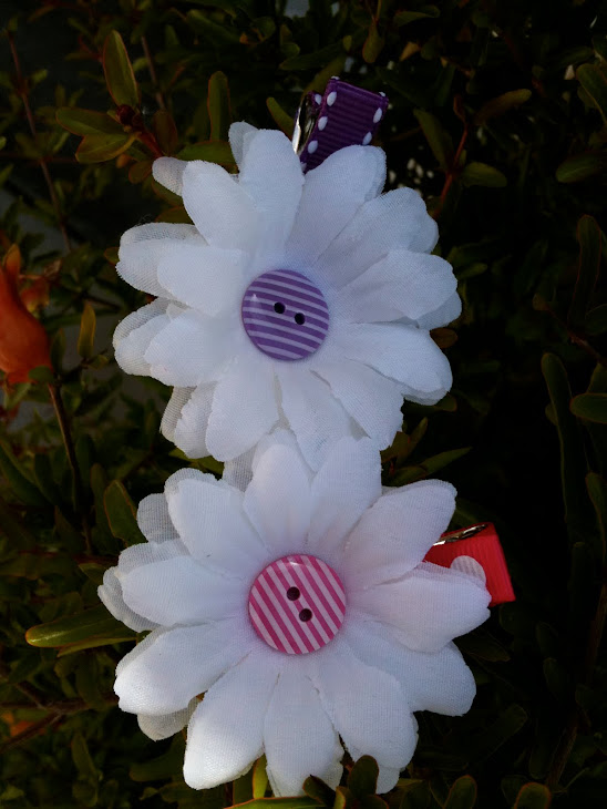 white buttons flowers