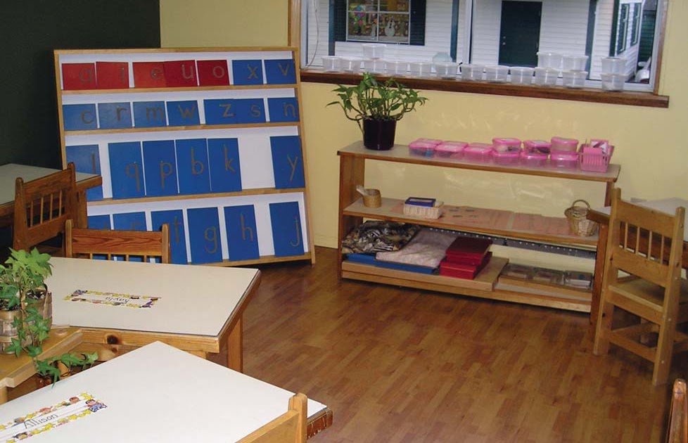 montessori prepared environment Toddler programs in montessori schools generally start at 15-18 months and run to age 2½ or 3 you can use many of the same montessori principles and ideas to create a montessori-friendly. montessori prepared environment Toddler programs in montessori schools generally start at 15-18 months and run to age 2½ or 3 you can use many of the same montessori principles and ideas to create a montessori-friendly.