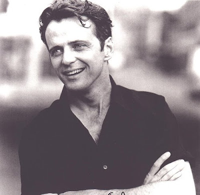 Hollywood dude Aiden Quinn is