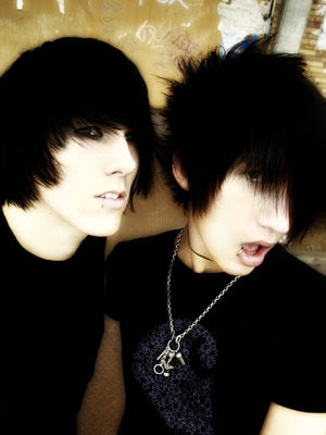 emo boys hairstyle. cool emo boys pictures