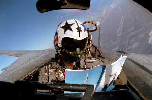 [pilot.jpg]
