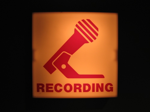 [RecordingSign-796559.JPG]