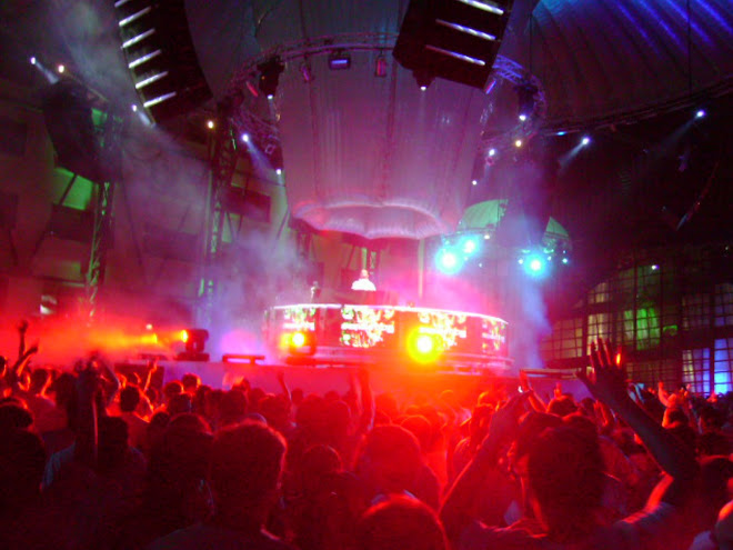 Sensation White 2008