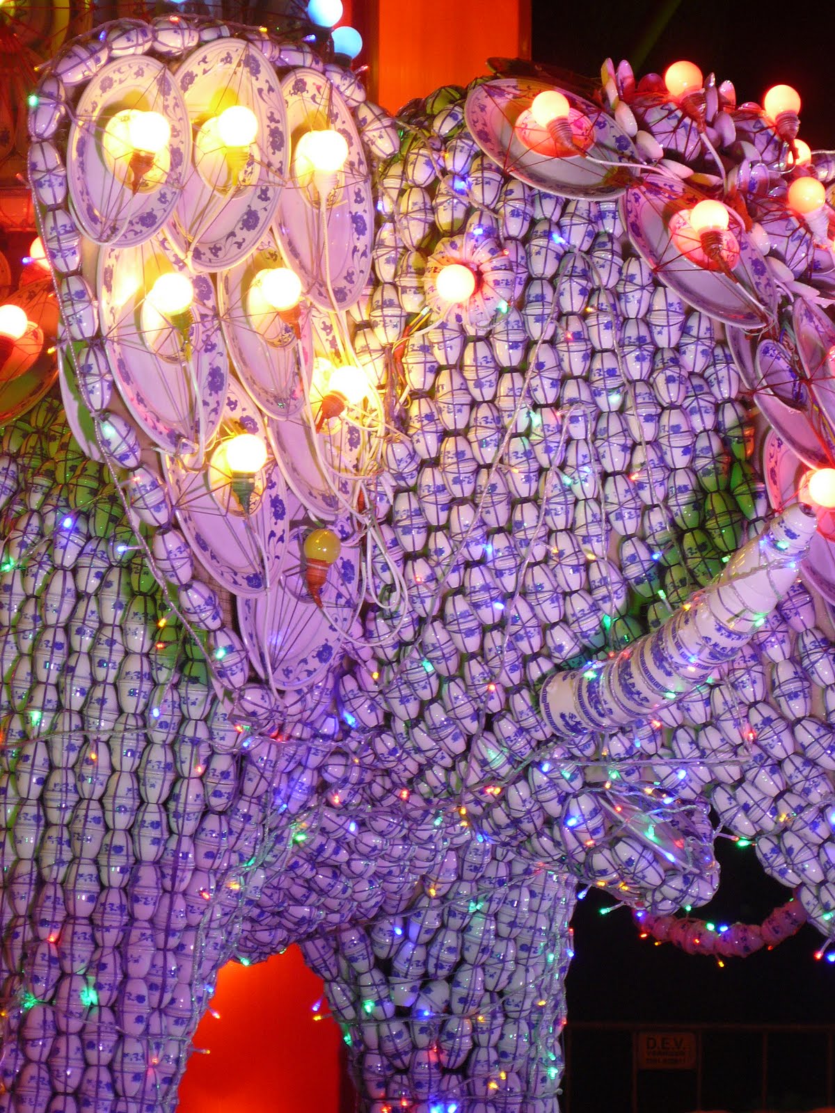 [China+lights+december+2009+116.JPG]