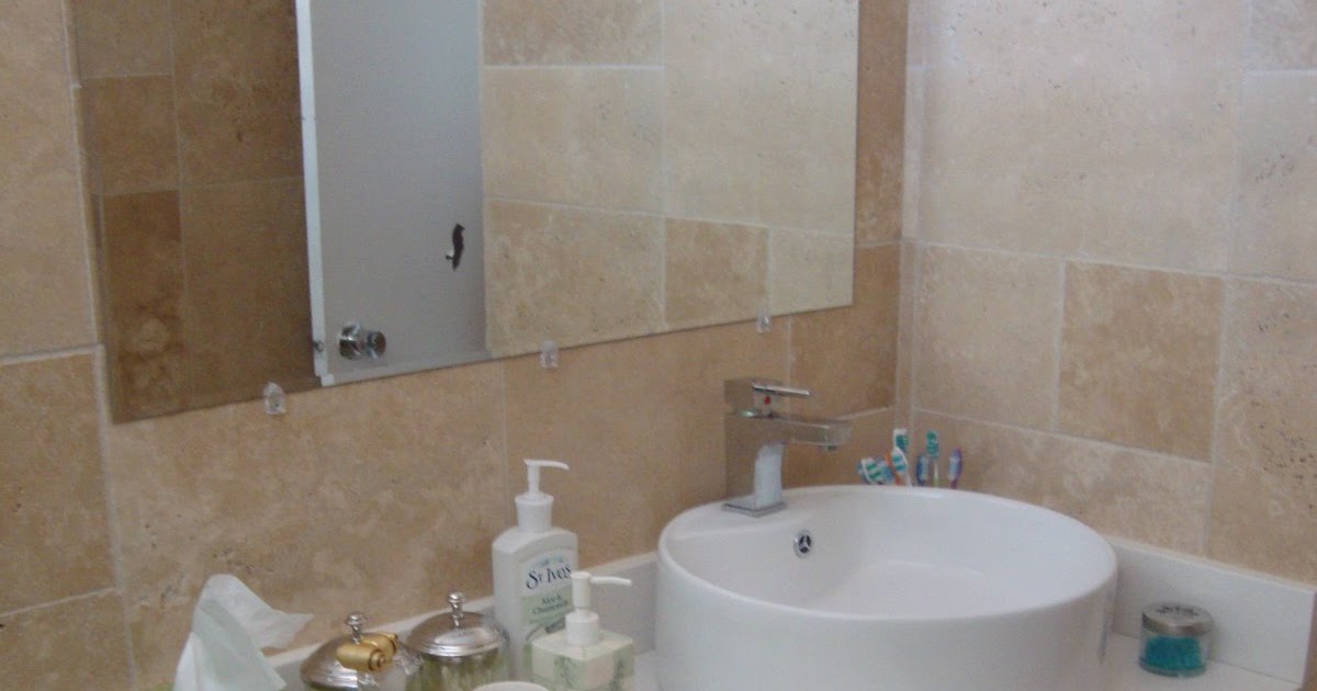 Ebanistería Cintrón: Gabinete de Baño en Roble Rojo