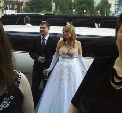 Girl has sex in wedding dress