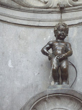 "Mannekin Pis" in Brussels (Saturday 22-5-2010).