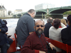 On "River Thames cruise ferry" (Thursday 27-5-2010).