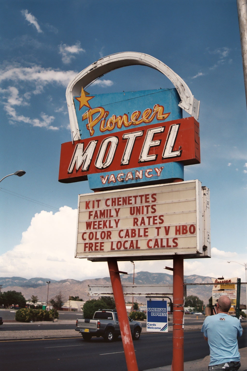 Ghosts Of The Great Highway 10 Fine Examples Neon Signs