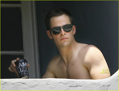 Chris Pine Shirtless Pictures