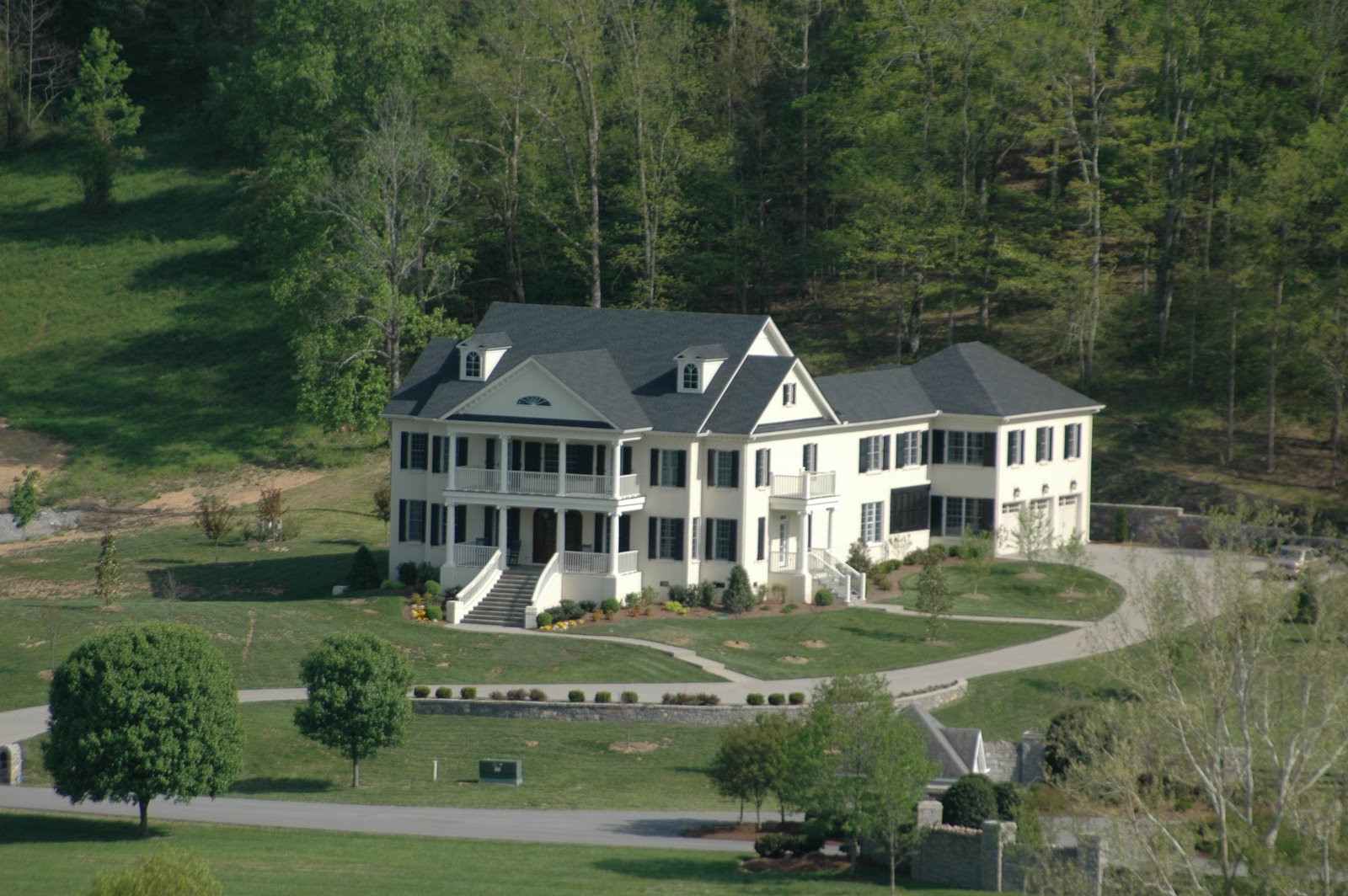 franklin daily photo Big White House