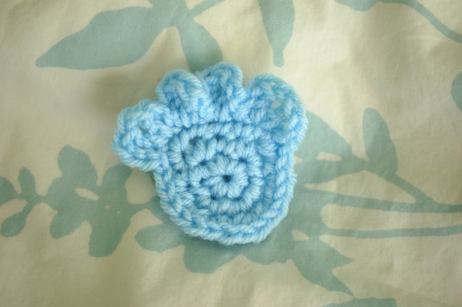 Alli Crafts Free Pattern Tuliplike Flower Applique