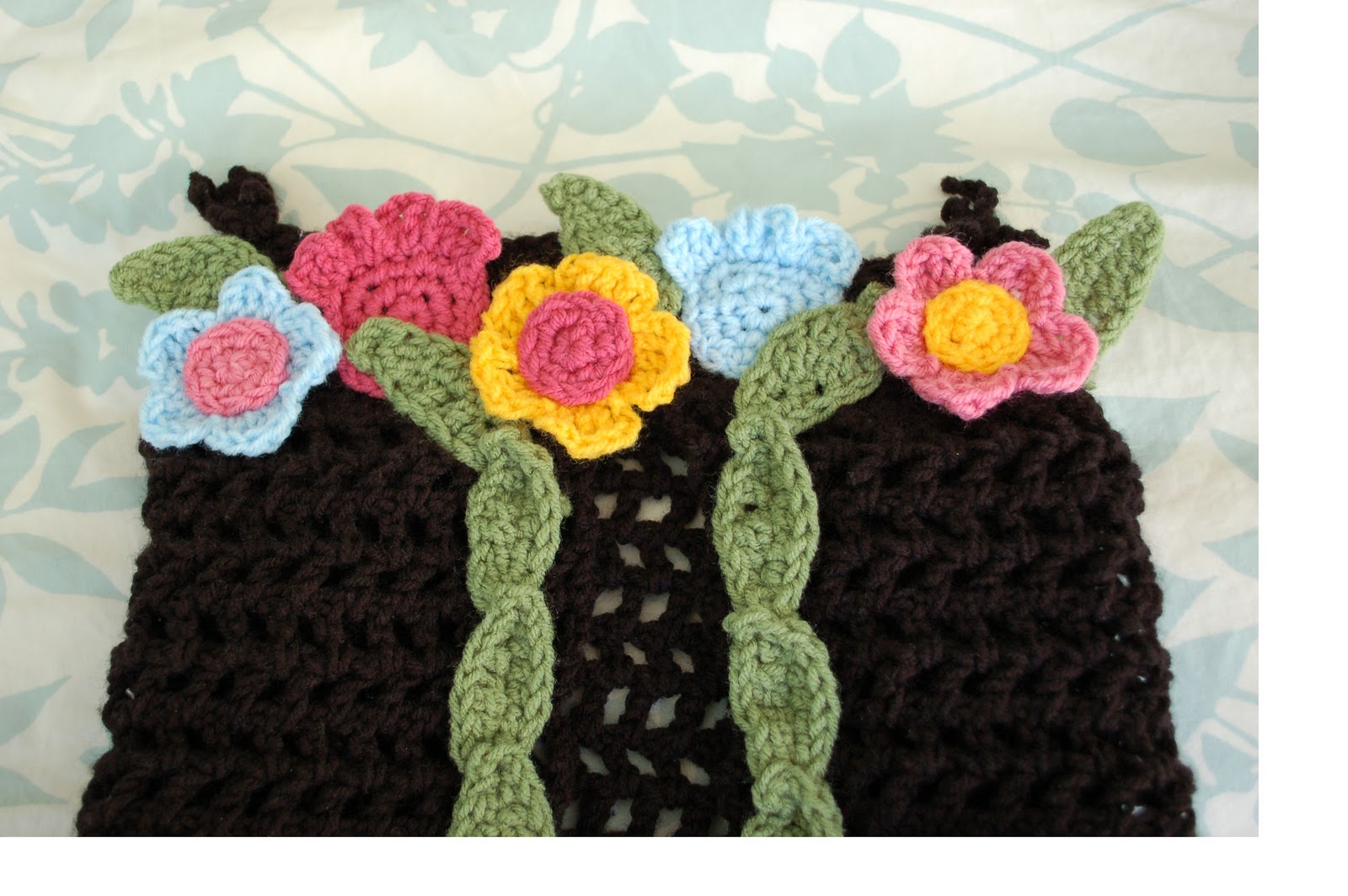 Alli Crafts Free Pattern Tuliplike Flower Applique