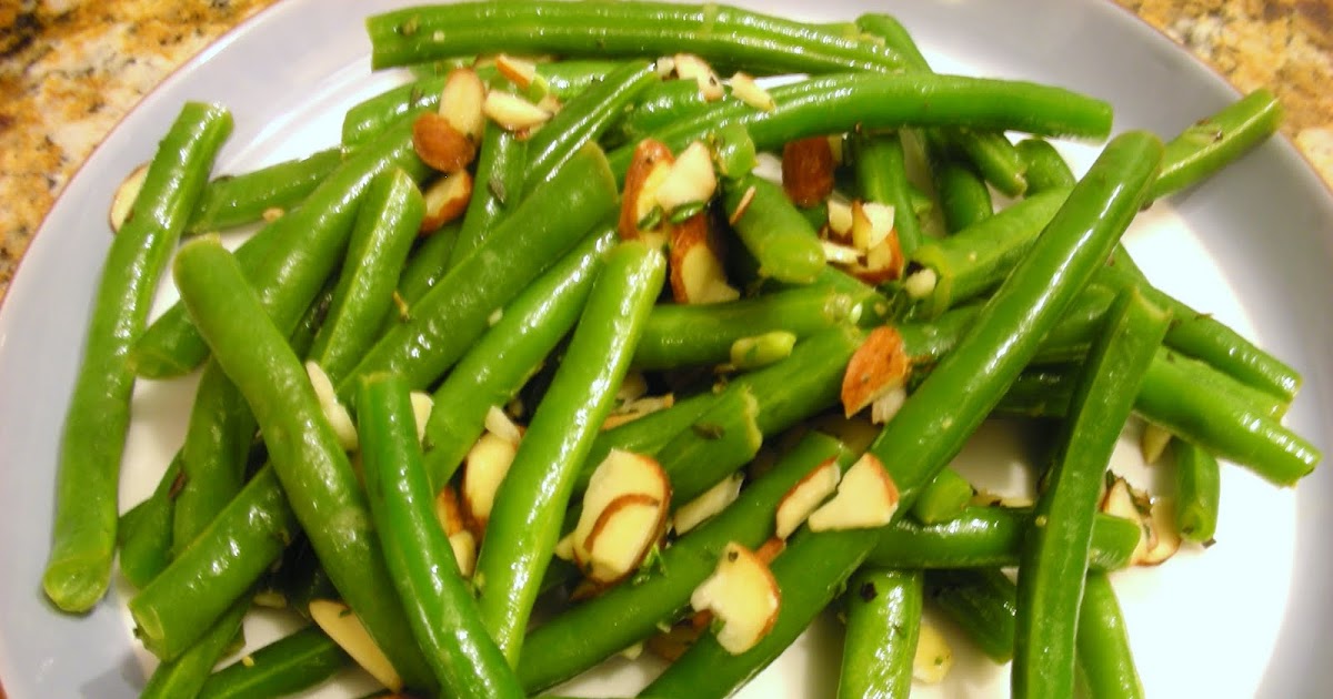 Everyday Vegan Green Beans with Garlic Vinaigrette