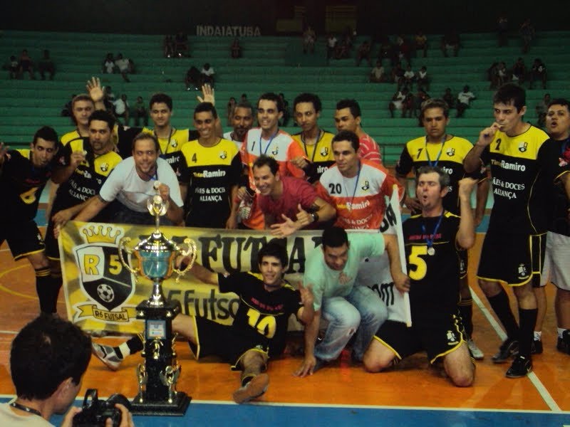 Família R5 Futsal