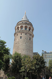 Galataya dadanmış bir Adem