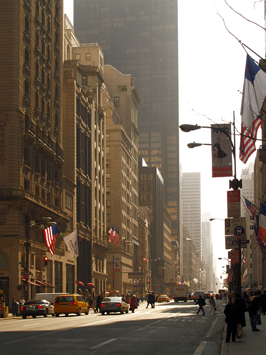 5th Avenue, Manhattan, New York - photo by Joselito Briones