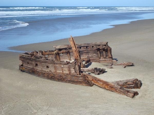 the mysterious island shipwrecked in the air the mysterious island shipwrecked in the air