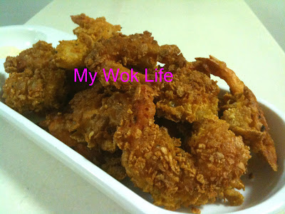 My Wok Life Cooking Blog - Crispy Cornflake Prawn Fritters -