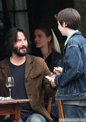 keanu reeves beard
