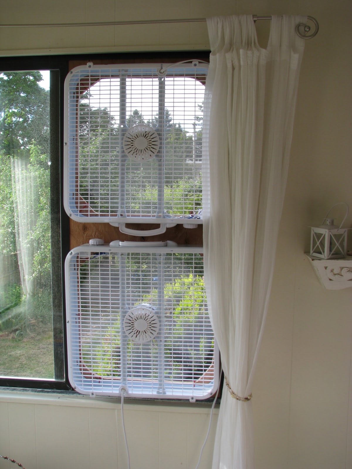 Small Window Fan Small Window Fan