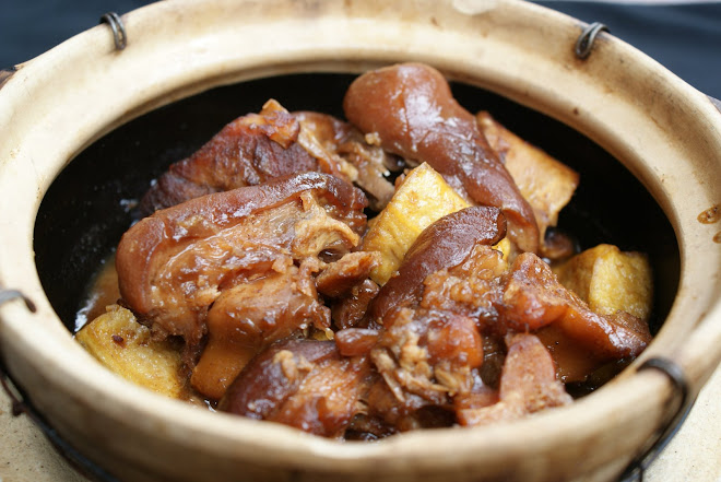 Braised Pig Trotters  封猪脚