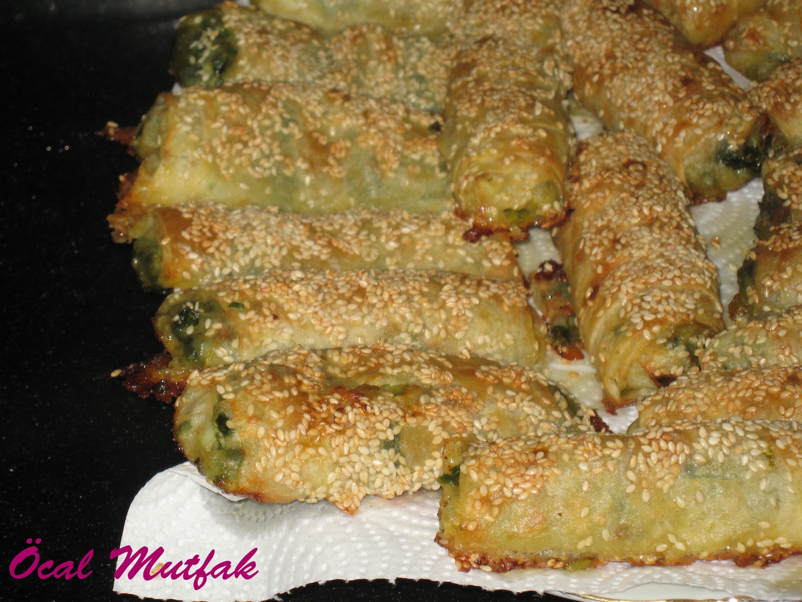 Öcal MutfaK Susamlı,ıspanaklı börek