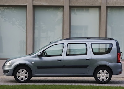 2009 Dacia Logan MCV - Side