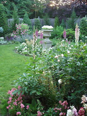 Dreams of a garden: Flower Gardens