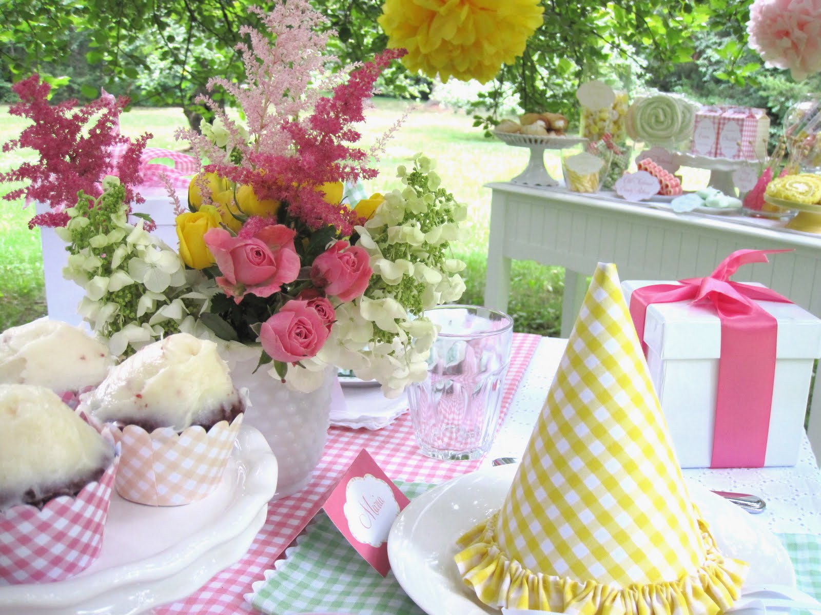 Kate Landers Events, LLC A Gingham Birthday Party {New Collection}
