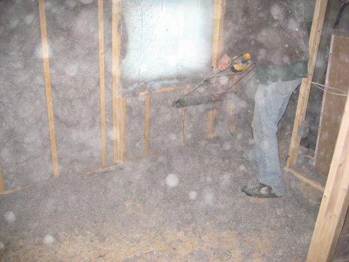 [cellulose+insulation+shaving.jpg]