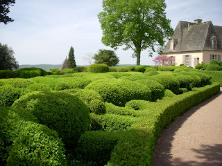 The castle in the Merqueyssac garden