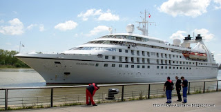 Cruise ship in Bordeaux