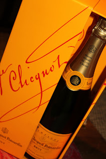 veuve clicquot champagne bottle