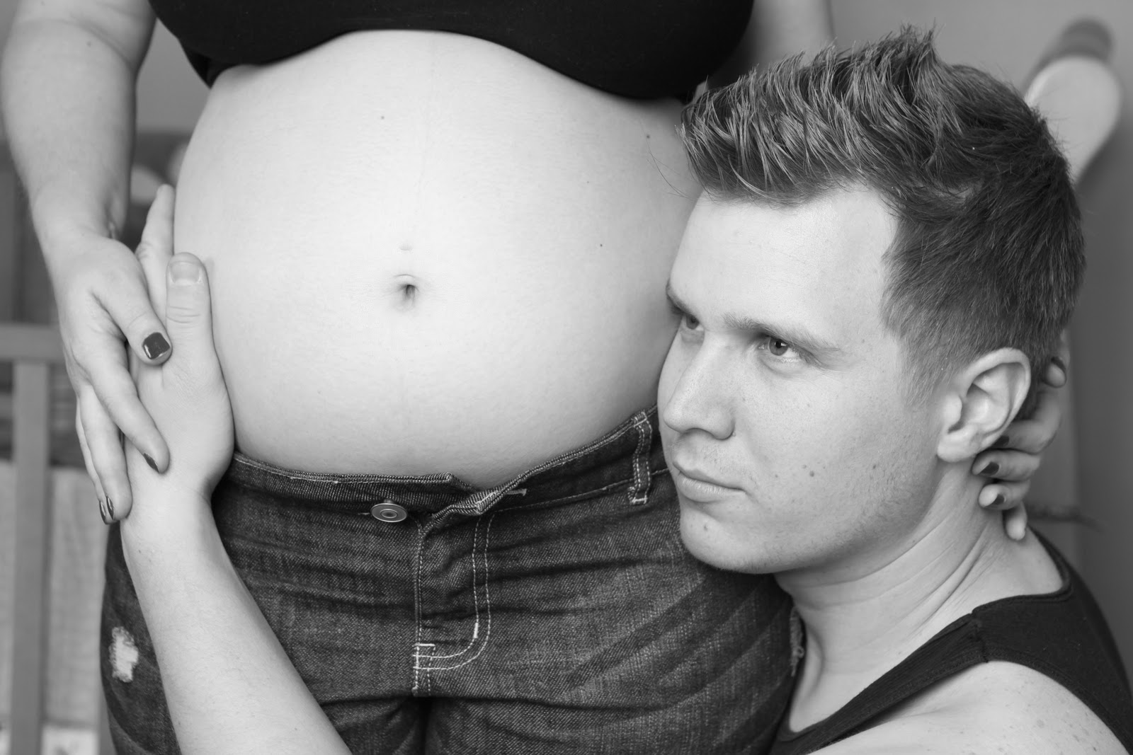 Kim  Richard baby bump