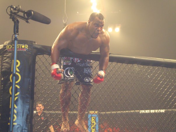 Daniel+Cormier+Strikeforce1