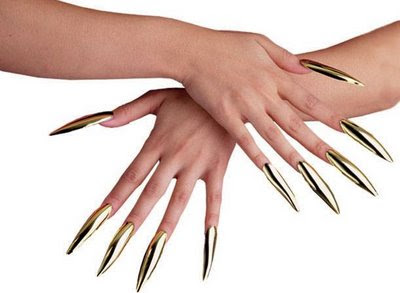 long finger nails 