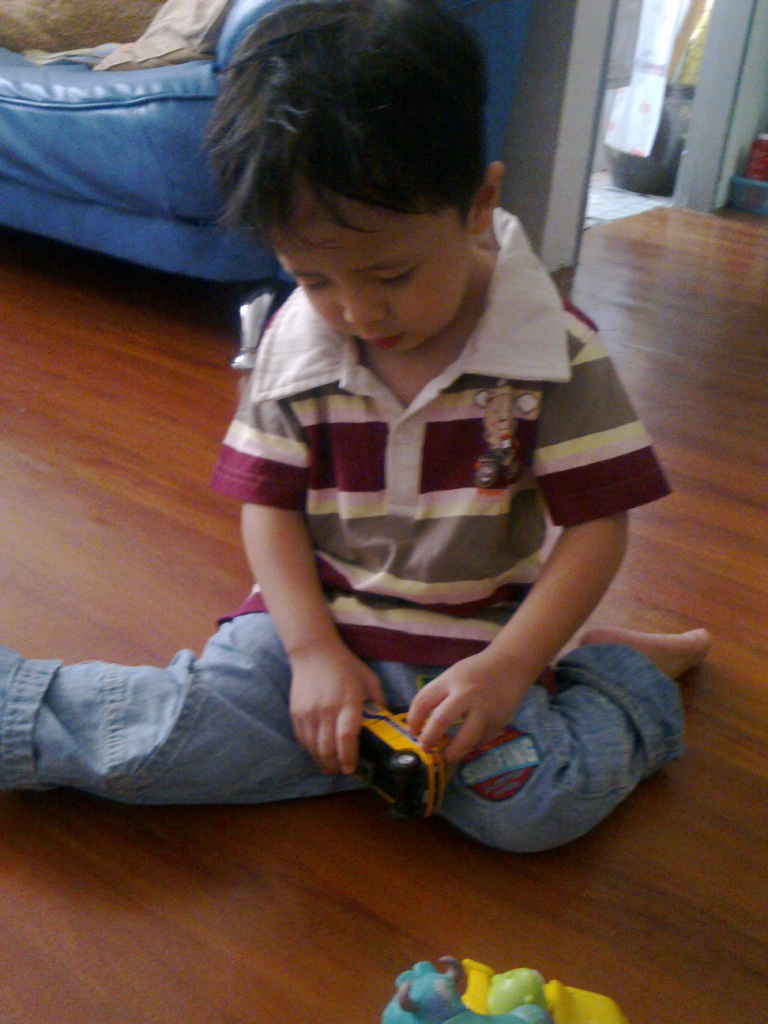 Etty Punya Blog When Thaqif Nysa Came To Visit Mak Etty