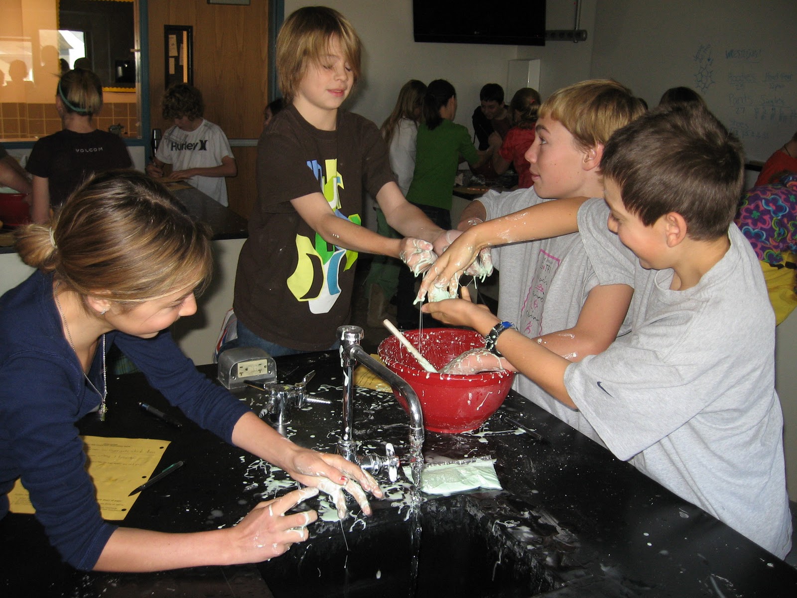 My Math and Science Classroom: Oobleck Activity