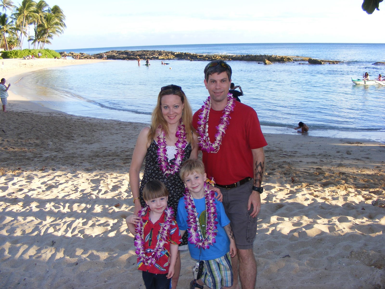[family+hawaii.JPG]