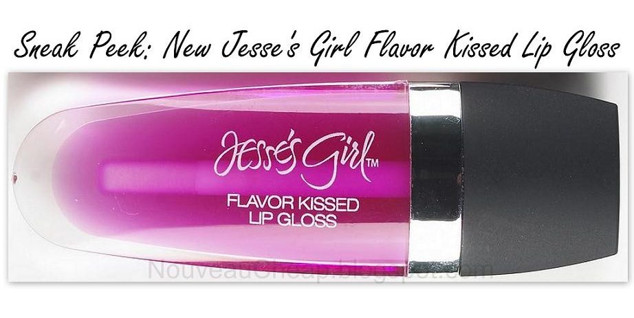 Foto te buzekuqeve! - Faqe 3 Jesses+Girl+Flavor+Kissed+Lip+Gloss+Sneak+Peek+2011