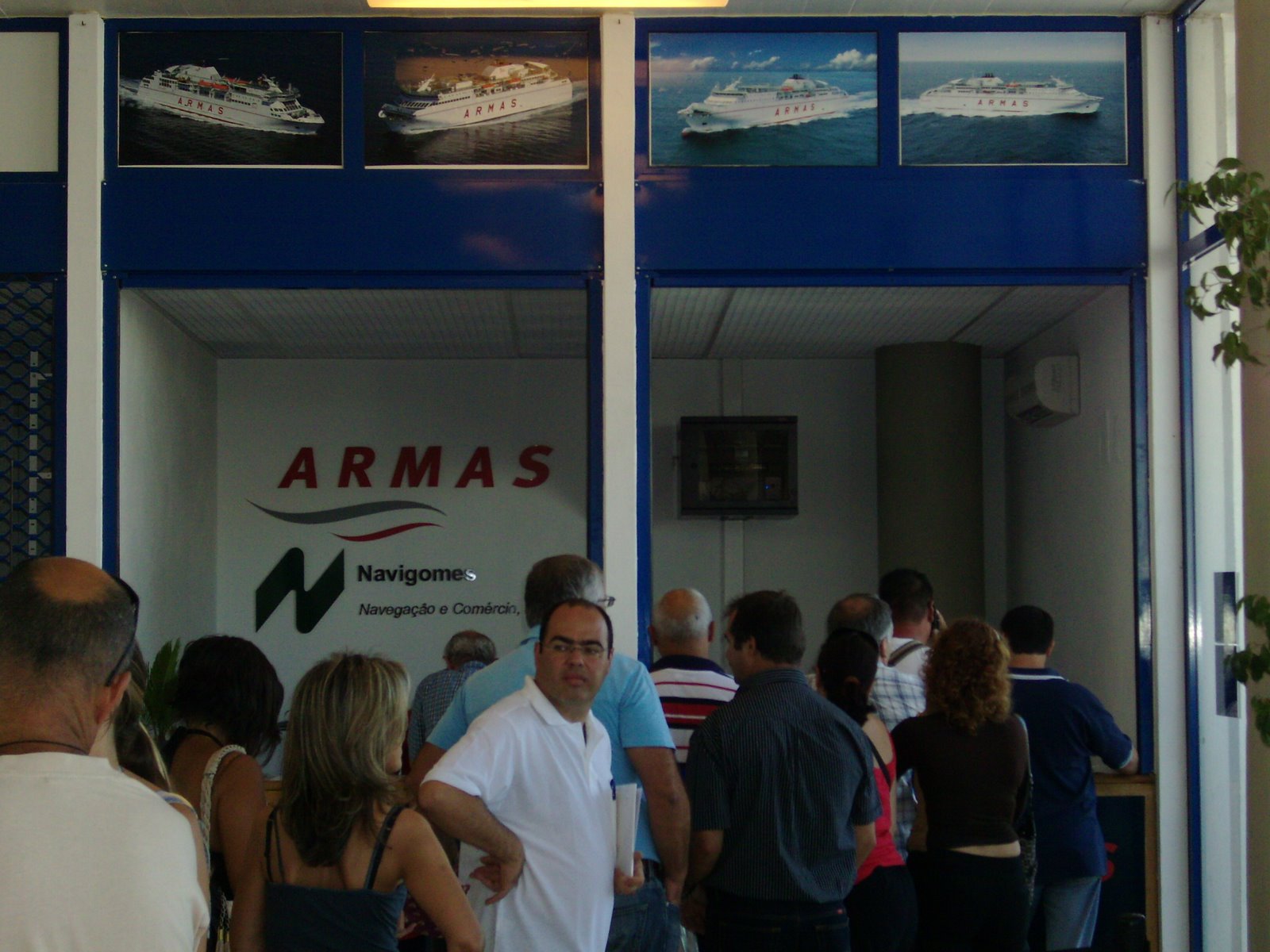 [ferry+armas+040.JPG]