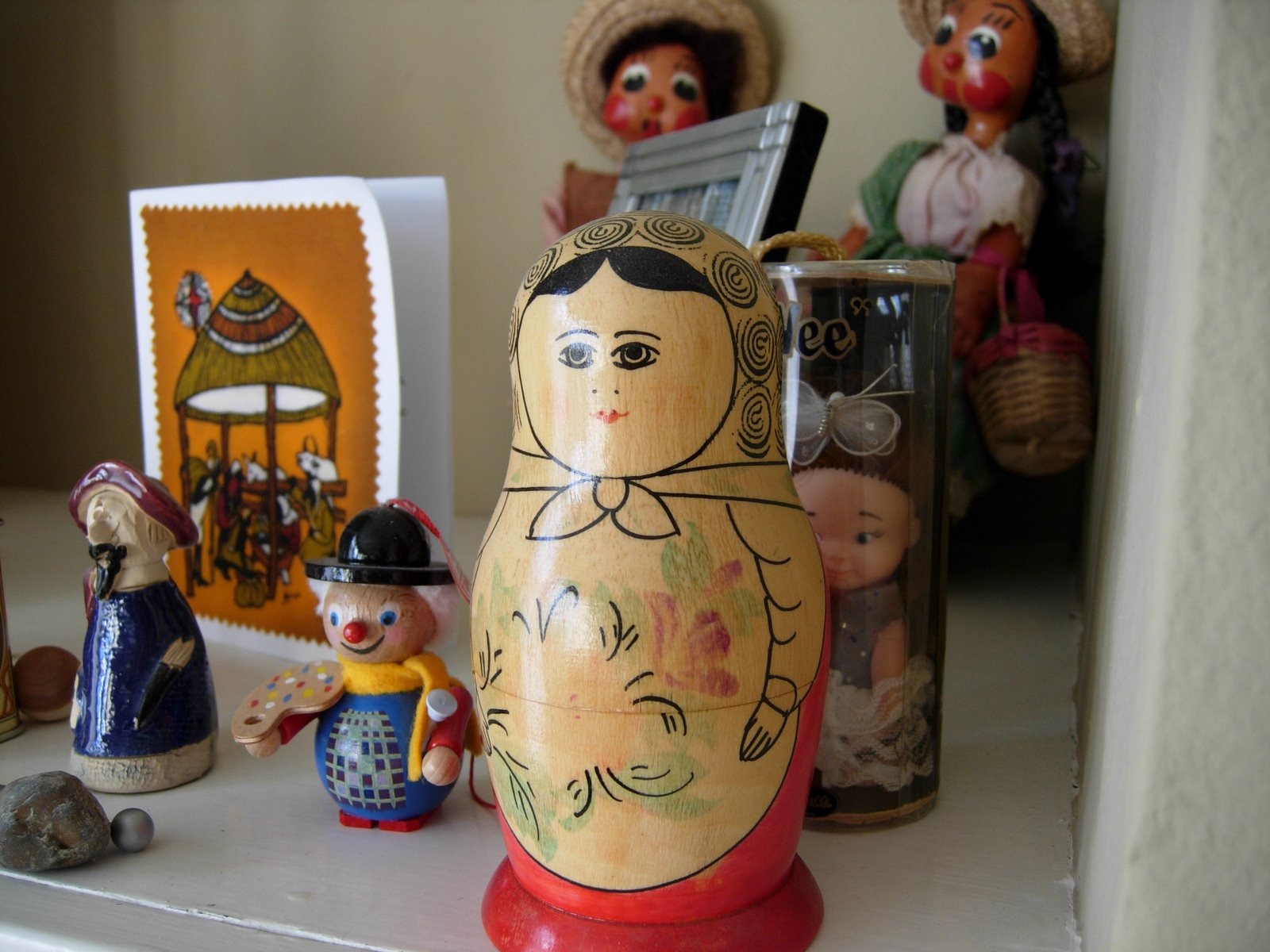 [Dolls.2.JPG]