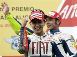 BalapMotoGP_Jorge_lorenzo_GPItalia2009(01)