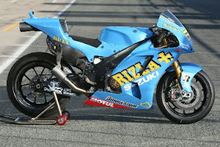RIZLA_SUZUKI_Sasis_Baru BalapMotoGP2009_Loris_Capirossi(1906)