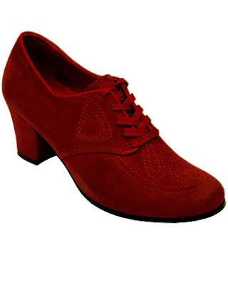 1930 red velvet dancing shoes@marielscastle.blogspot.com