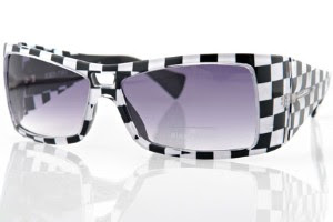 Ambush_Beethoven_rings@marielscastle.blogspot.com