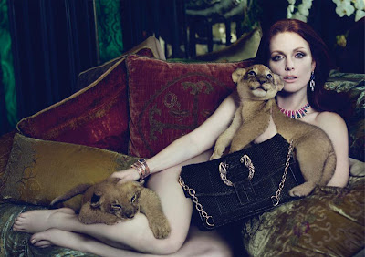 Bulgari_Fall2010_Julianne_Moore_lion_cubs@http://marielscastle.blogspot.com